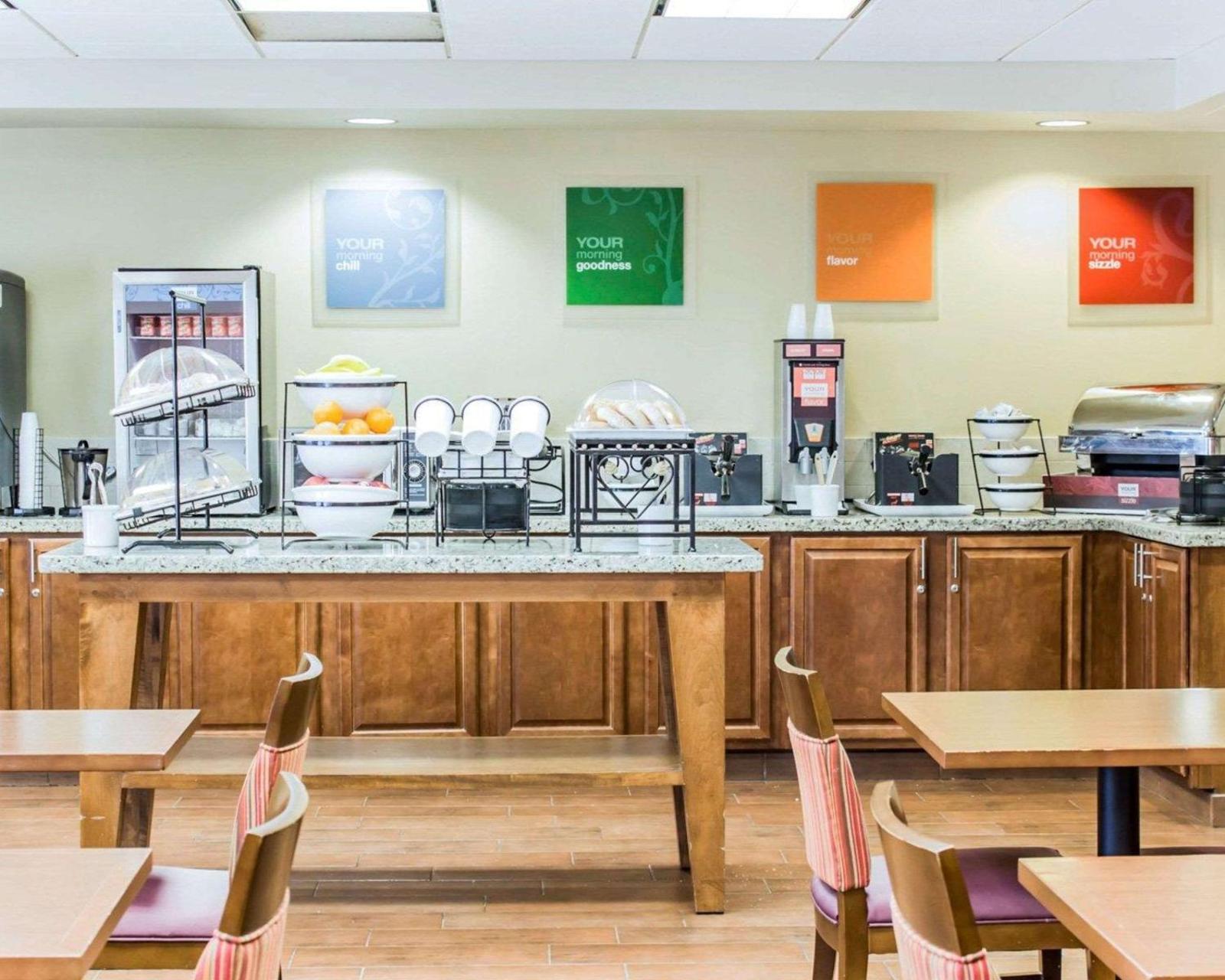 Comfort Inn Fayetteville West Near Fort Liberty