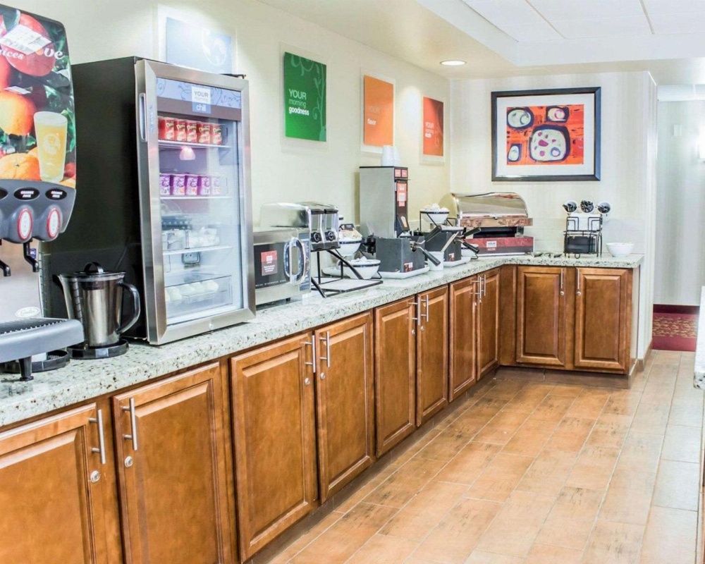 Comfort Inn Fayetteville West Near Fort Liberty Main image